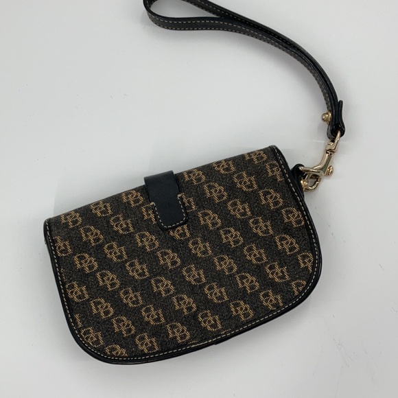 Dooney & Bourke Wristlet - Picture 3 of 9